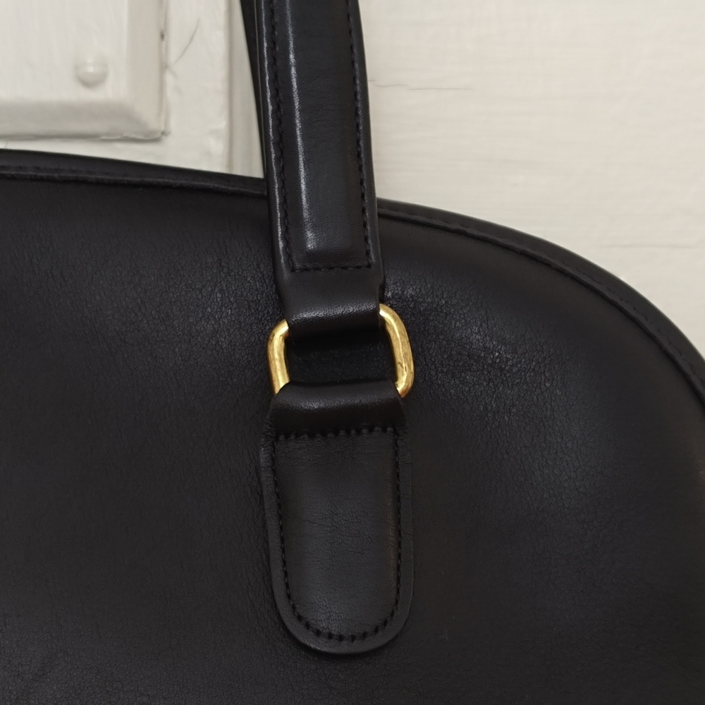 Vintage Coach Pelham Black Handbag - Picture 7 of 9